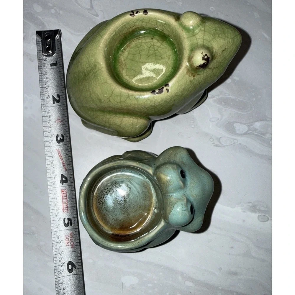Pair Of Green Frog/Toad Figurines Indoor/Lawn Garden Ceramic Sculpture Decor